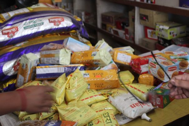 म्याद गुज्रिएका चकलेट र बिस्कुटबाट गुदपाक बनाउने उद्योग सिल