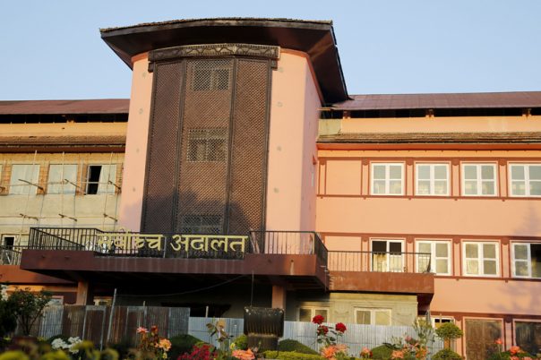 यी चार प्रकारका मुद्दाको प्रत्यक्ष प्रसारण तत्काल रोक्न सर्वोच्चको अन्तरिम आदेश