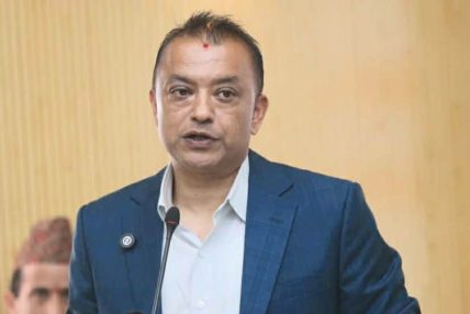 १०० रुपैयाँभन्दा बढी सामानमा भन्सार लिने सरकारको निर्णय अव्यवहारिक : गगन थापा