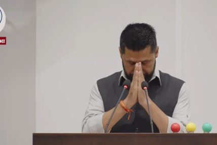 ओली–लेखक पक्राउबारे रवीको जवाफ : न्याय पाउने पहिलो हक शहीदकी आमाको