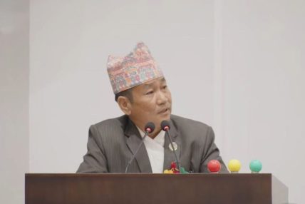 सिंहदरबारभित्र जलेका भवन बनाउने जिम्मा हामीलाई दिनुहोस्: हर्क साम्पाङ