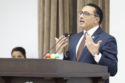 समतालाई केन्द्रमा राखेर बजेट ल्याएको अर्थमन्त्री वाग्लेको दाबी
