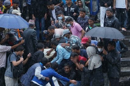 आत्मदाह गरेका गणेश नेपालीको पशुपतिमा अन्त्येष्टि