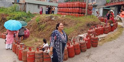 सरकारी रवैयाप्रति ग्यास विक्रेता महासंघ घोर आपत्ति, प्रत्यक्ष बिक्री तत्काल रोक्न सरकारसँग माग सरकारी रवैयाप्रति ग्यास विक्रेता महासंघ घोर आपत्ति, प्रत्यक्ष बिक्री तत्काल रोक्न सरकारसँग माग