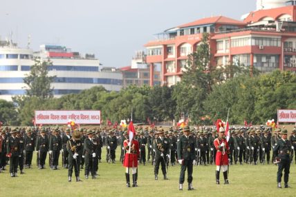 टुँडिखेलमा यसरी मनाइयो संविधान दिवस