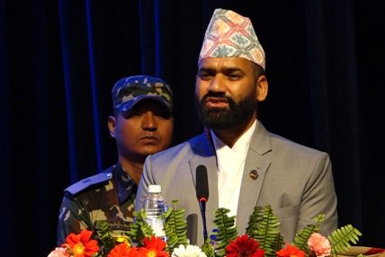 संरचनागत सुधार नगरी निगममा जहाज थप्नुको औचित्य छैन – मन्त्री पौडेल