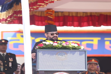 दबाव र प्रभावमा नपरी काम गर्न प्रहरी निरीक्षकलाई प्रधानमन्त्रीको निर्देशन